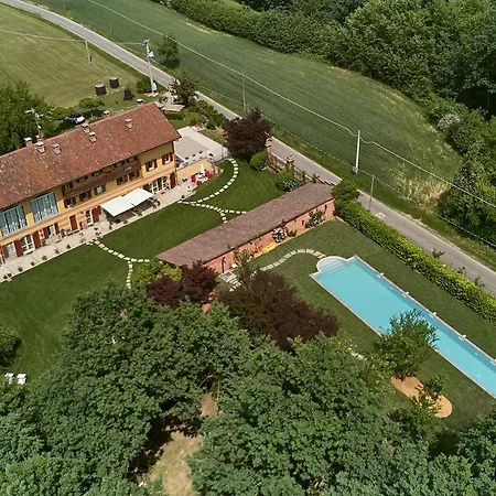 Cascina Sant'emiliana Alojamento de Acomodação e Pequeno-almoço *